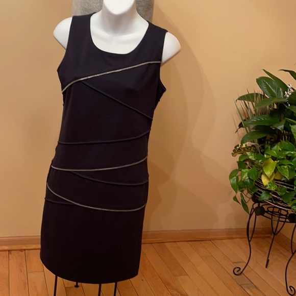 MICHAEL Michael Kors Dresses & Skirts - Dress With Zipper Accent Size 2